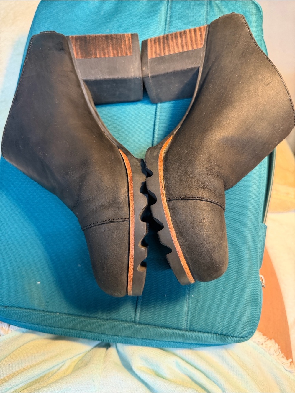 Sorel Black Leather Espadrille Wedge Ankle heels